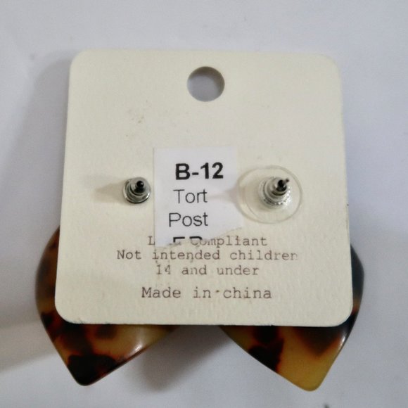 CLOIE faux tortoiseshell post earrings NWT - Picture 2 of 4